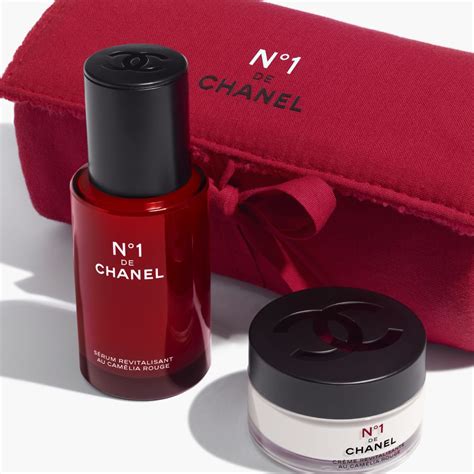 de chanel revitalizing serum.